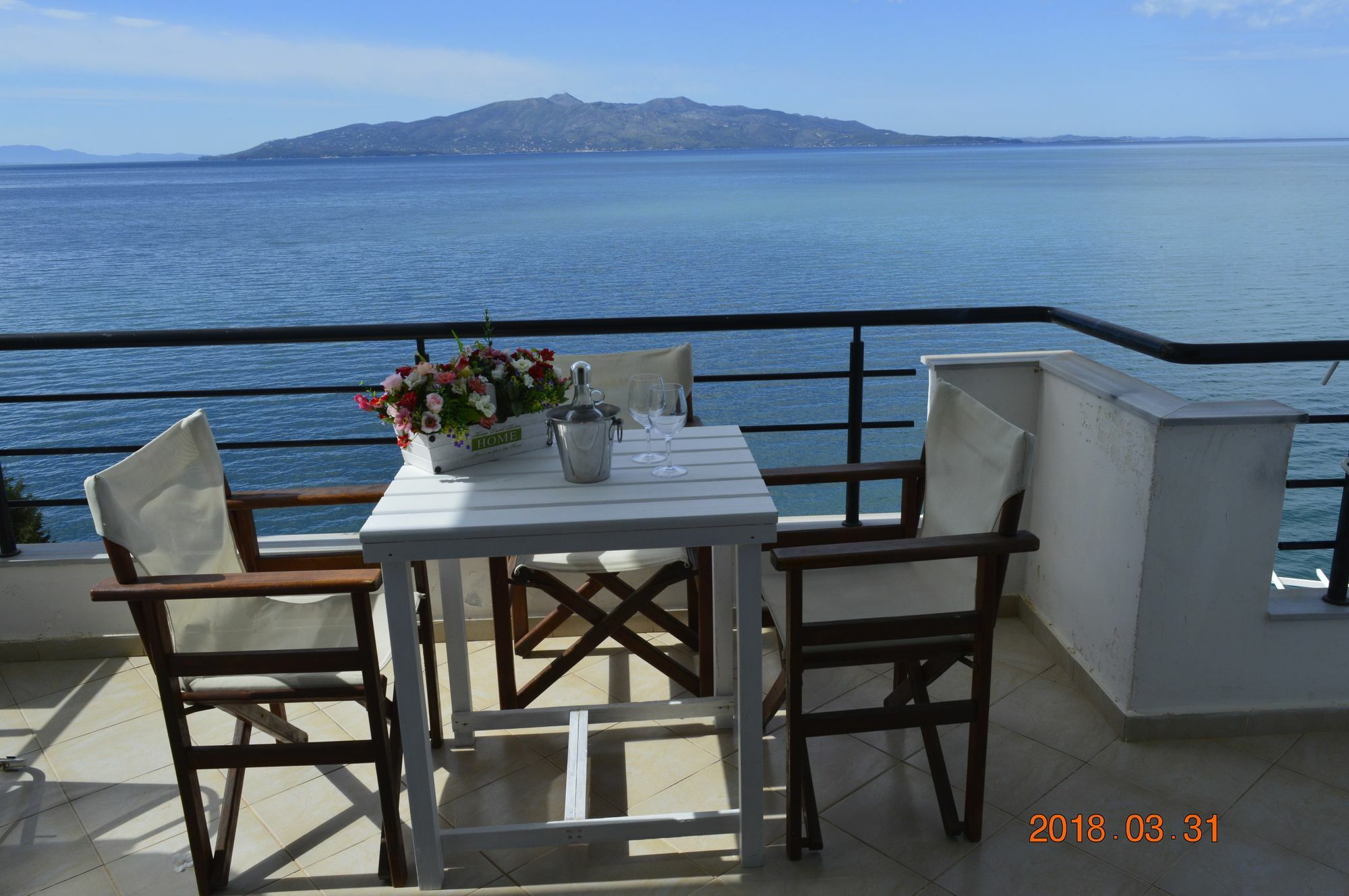 Berti Apartments Sarandë Exteriör bild